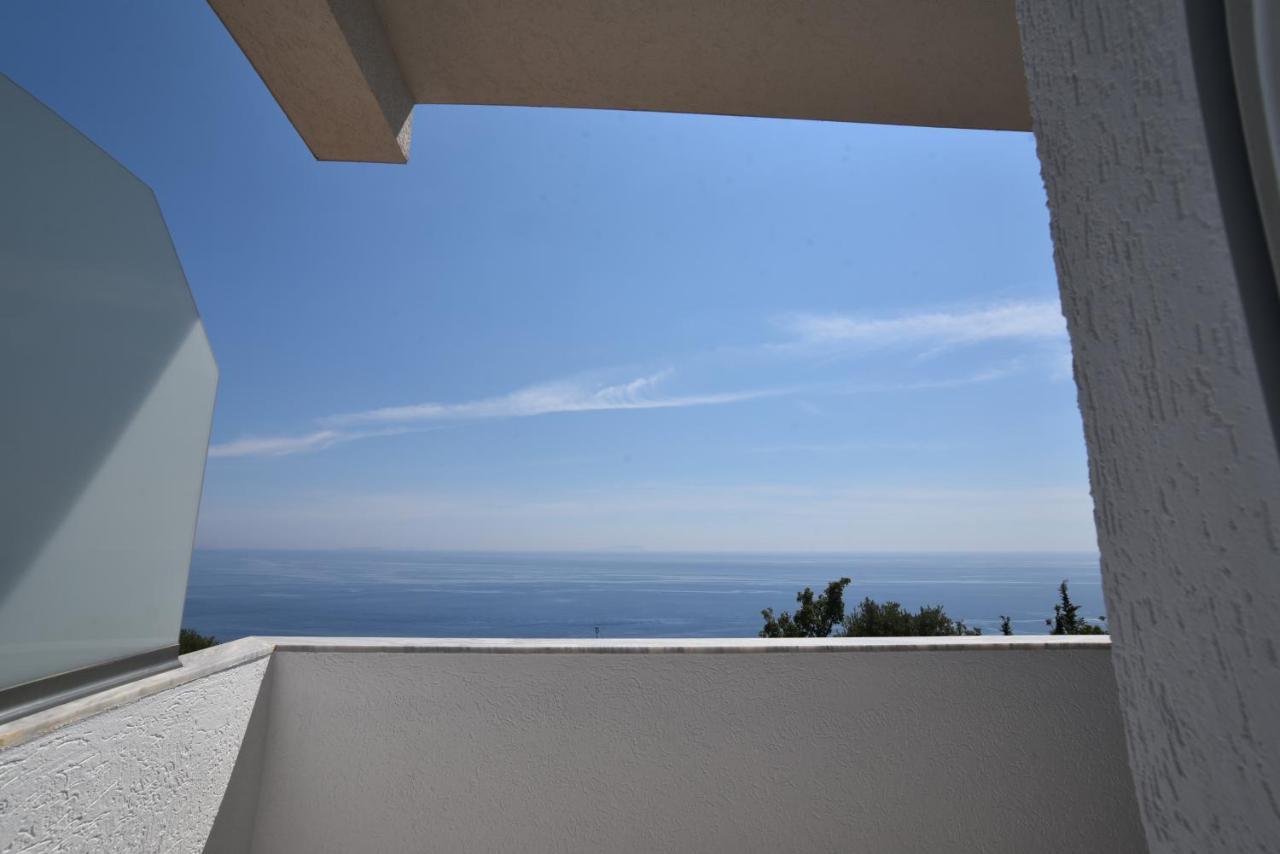 Dima Vista Hotell Dhërmi Exteriör bild